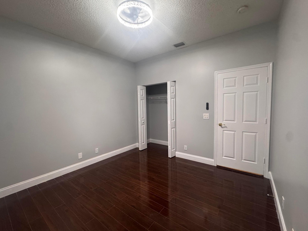 4044 Nw 62nd Court - Photo 13