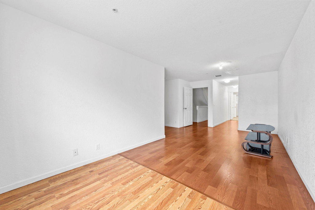 1425 Nw 36th Way - Photo 6