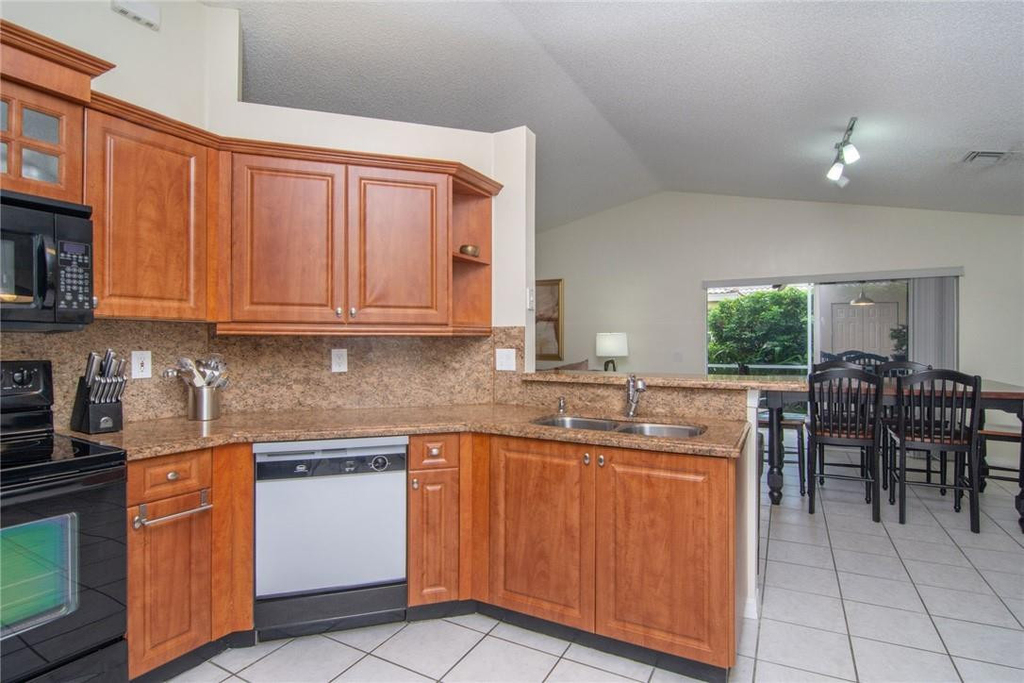 4297 Pine Ridge Court - Photo 13