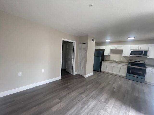 4393 Windsor Avenue - Photo 11