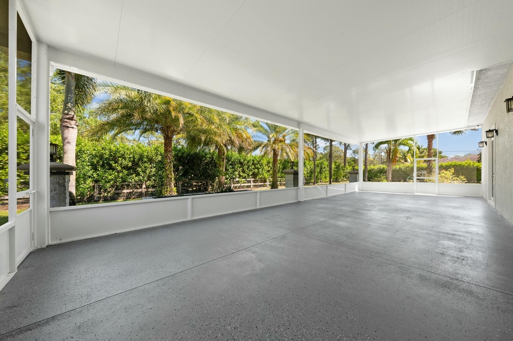 15503 Temple Boulevard - Photo 12