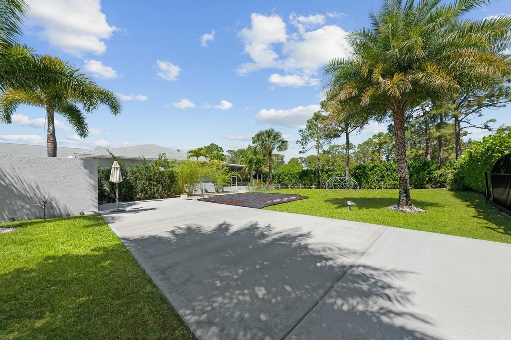 15503 Temple Boulevard - Photo 51