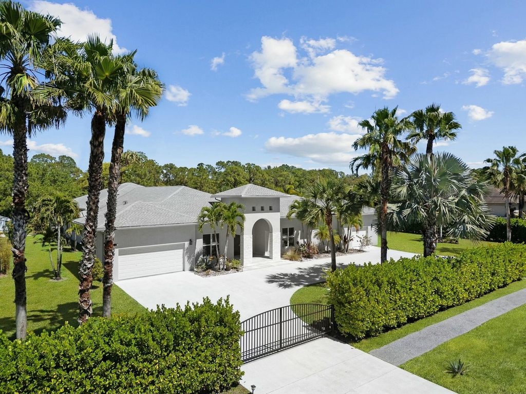 15503 Temple Boulevard - Photo 1