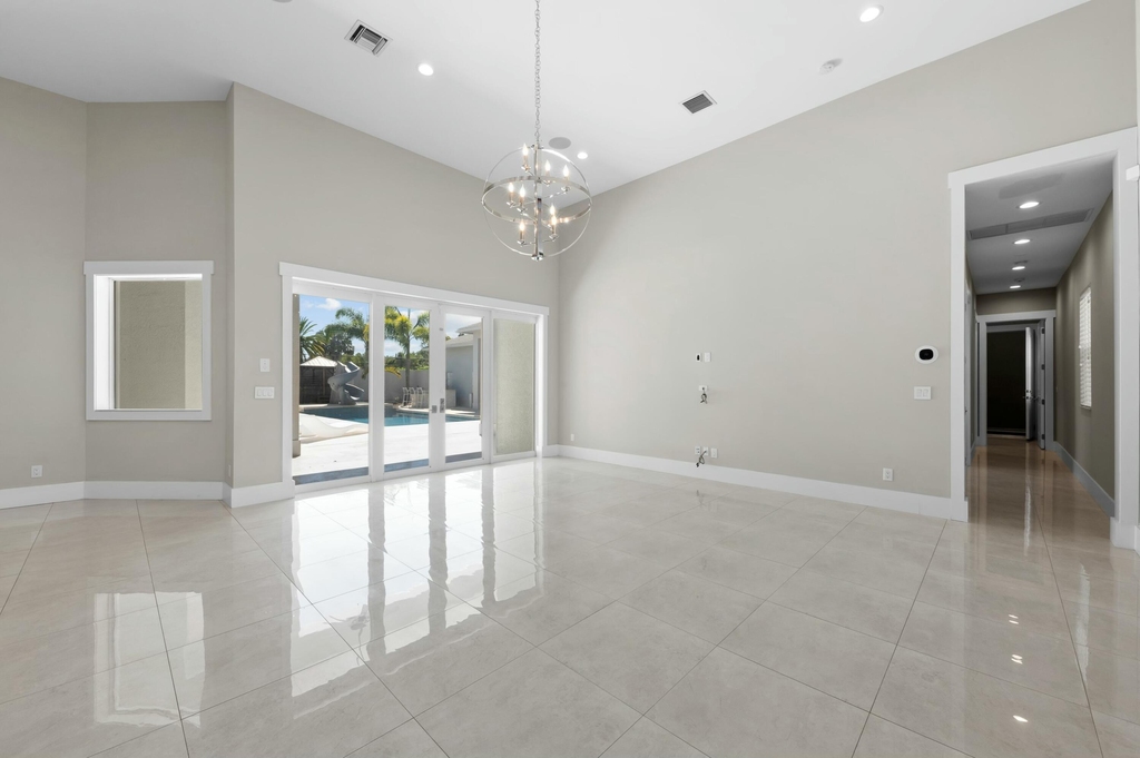15503 Temple Boulevard - Photo 19