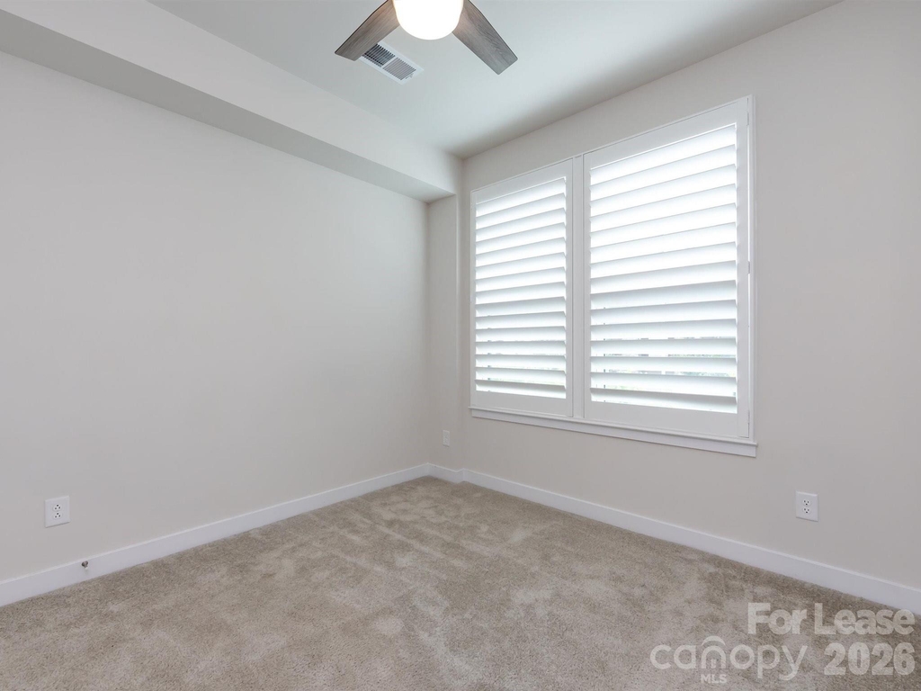 413 Spearfield Lane - Photo 6