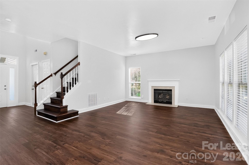 11300 Valerian Court - Photo 7