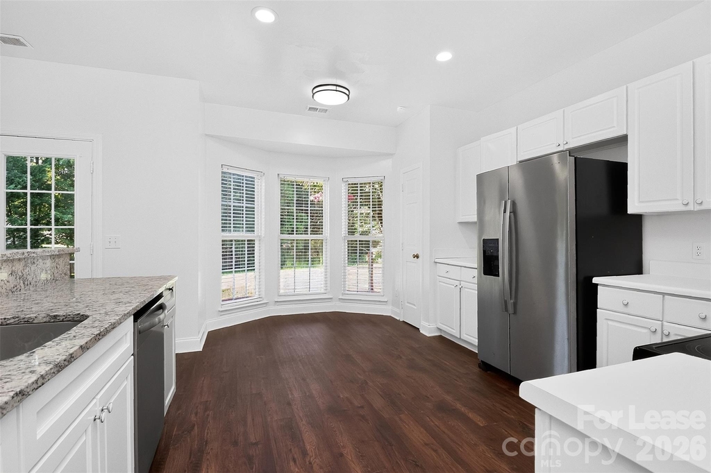11300 Valerian Court - Photo 4
