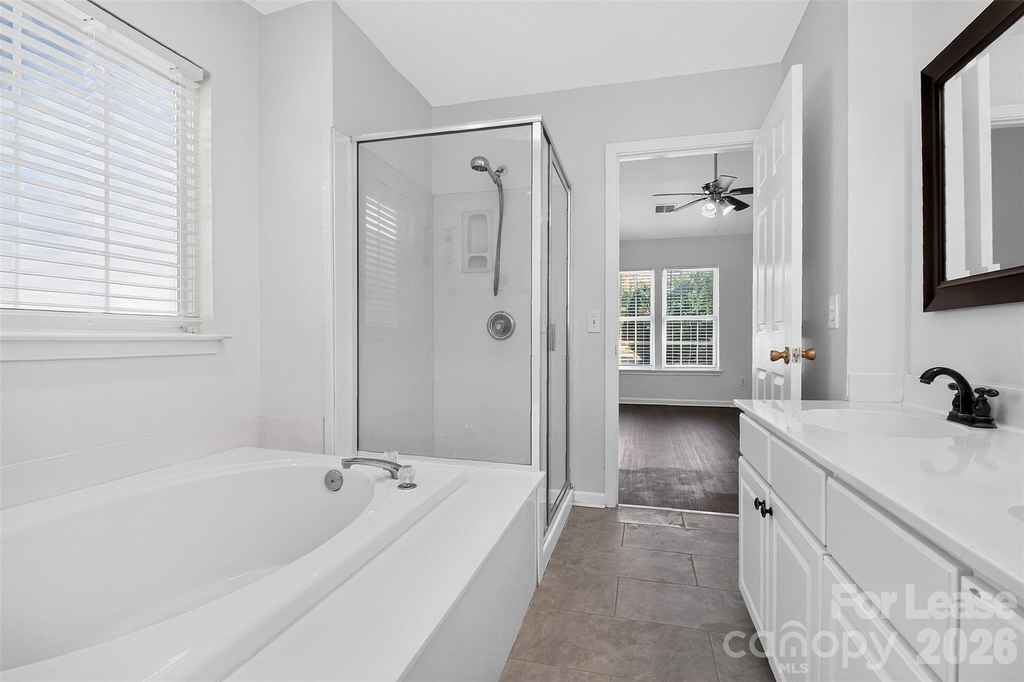 11300 Valerian Court - Photo 25
