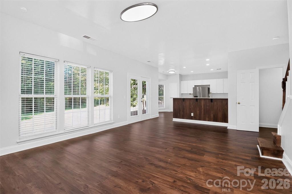 11300 Valerian Court - Photo 9