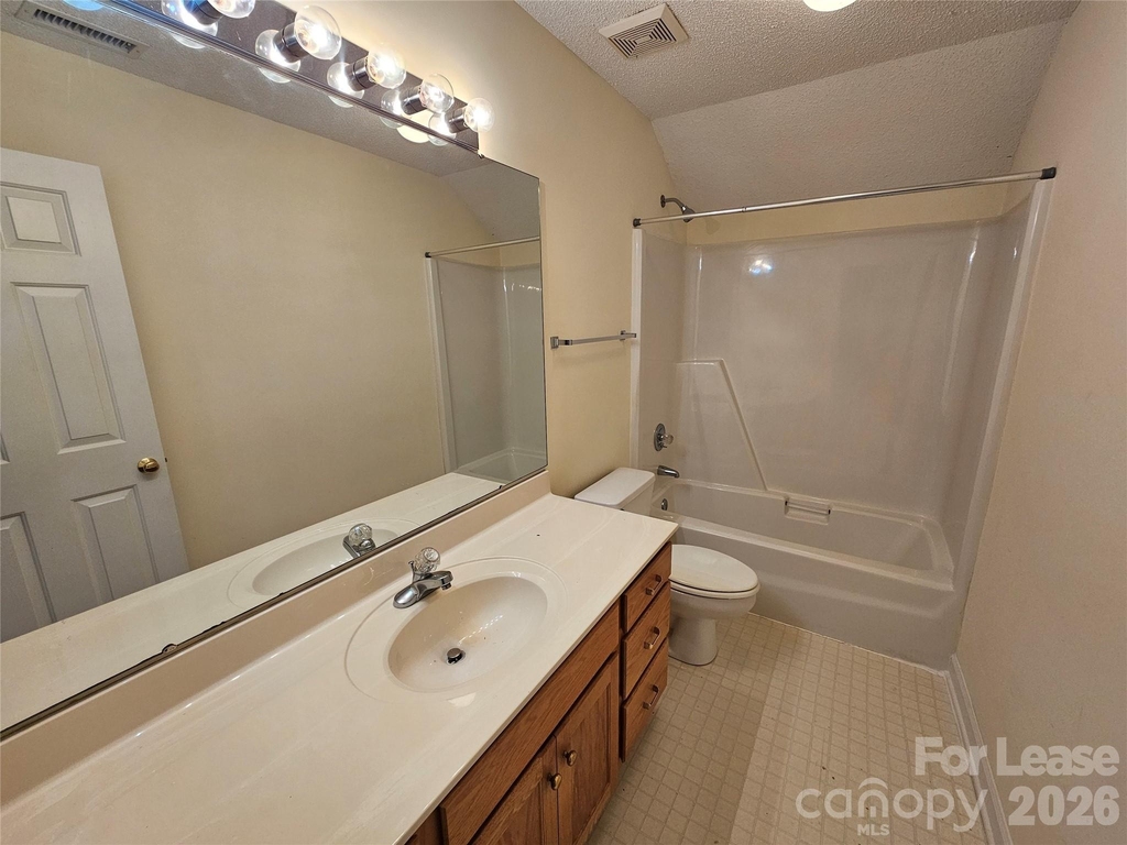 151 Woodfern Place - Photo 28