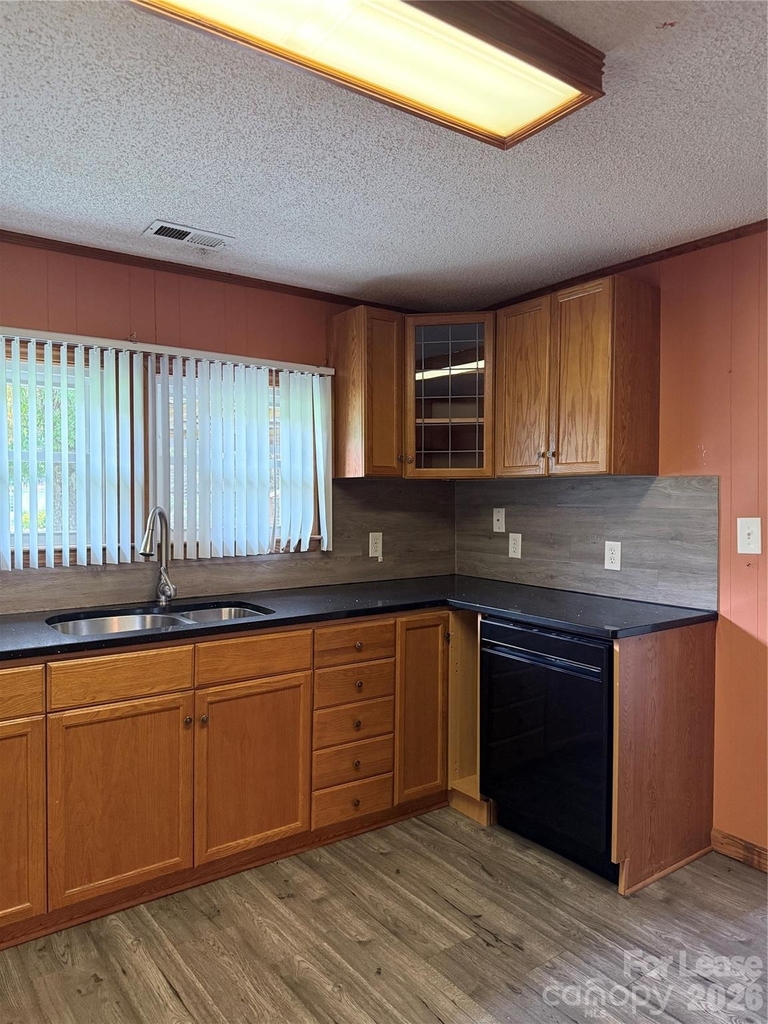 1547 N Piedmont Avenue - Photo 5
