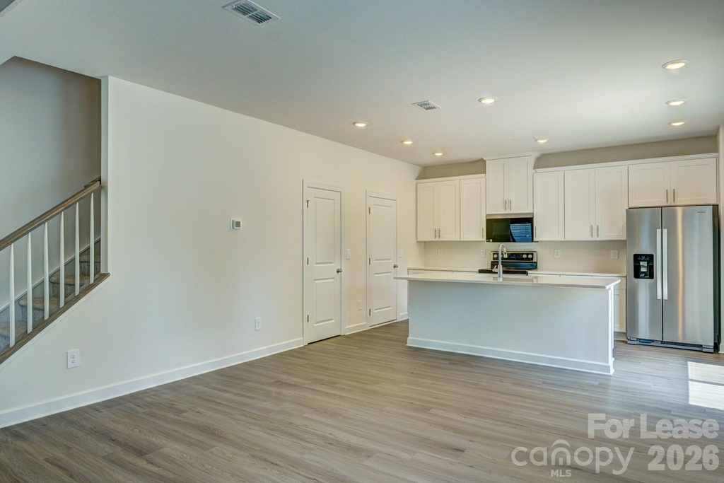 5047 Poplin Valley - Photo 5
