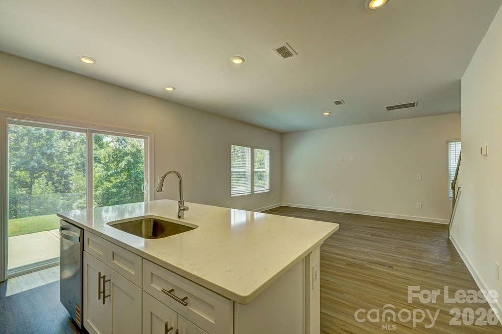 5047 Poplin Valley - Photo 8