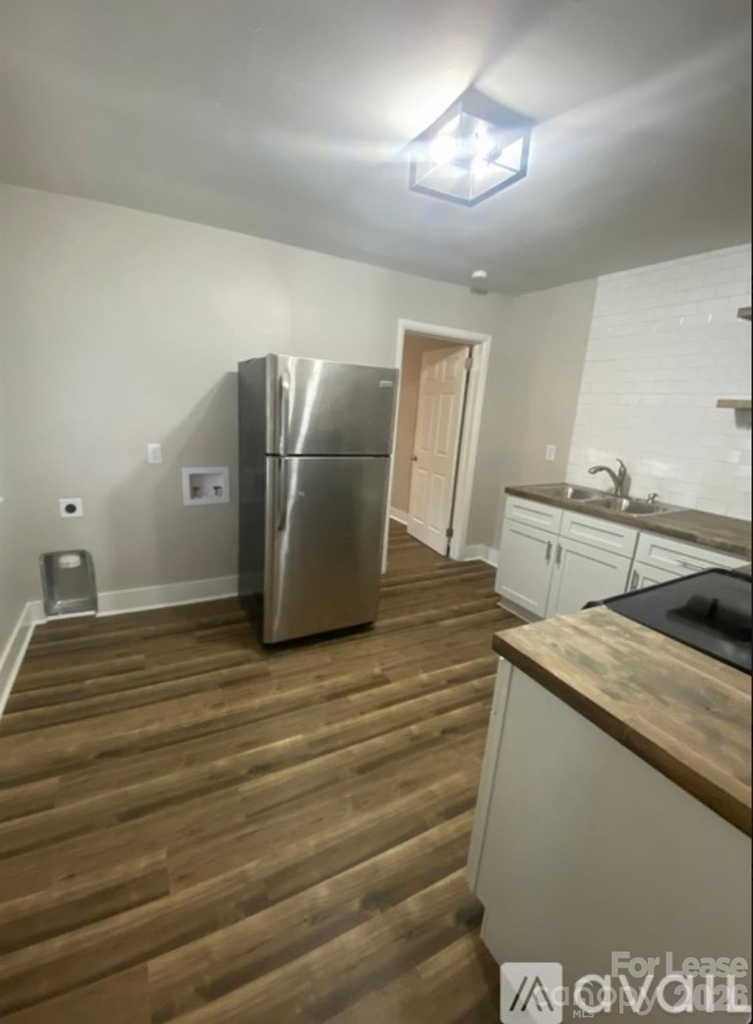 3128/3130 Ridge Avenue - Photo 4