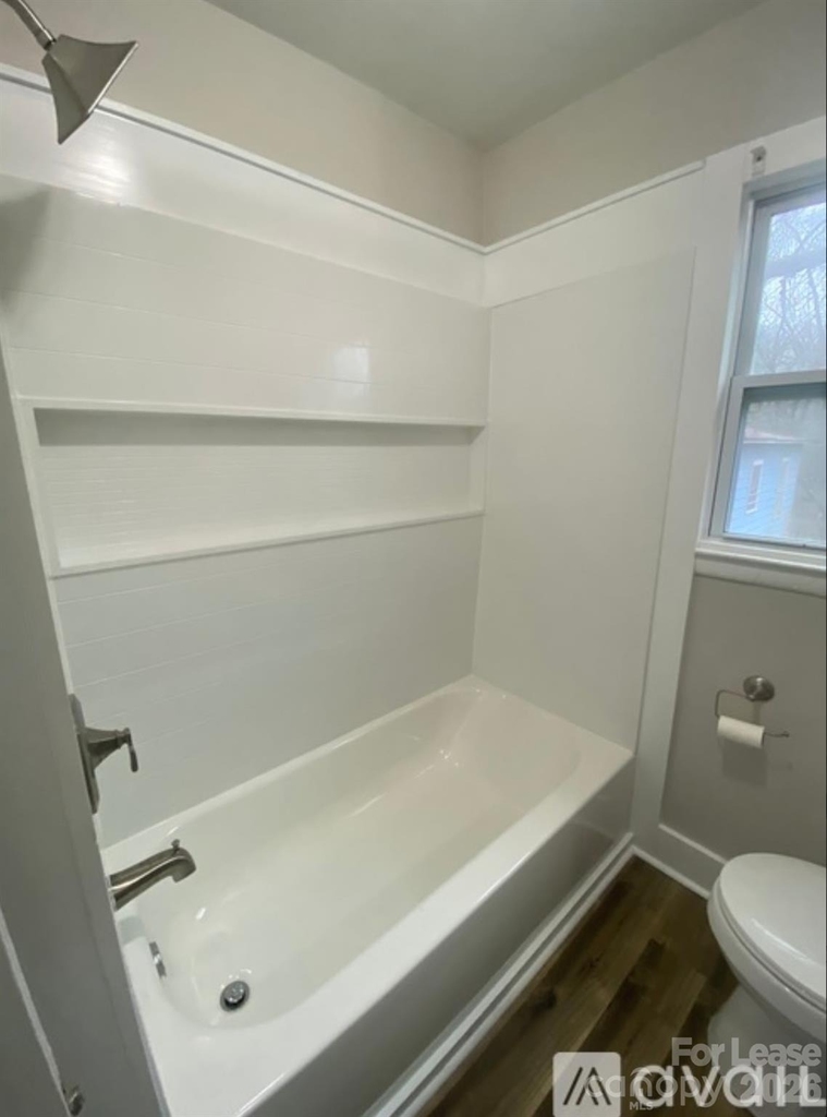 3128/3130 Ridge Avenue - Photo 8