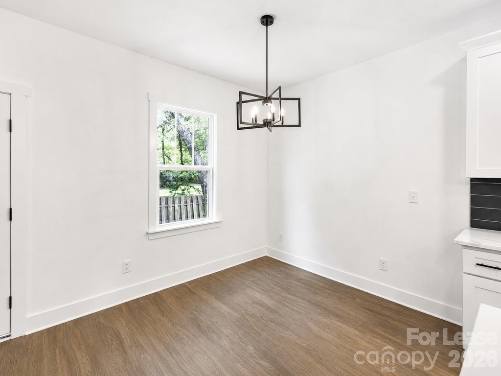216 E Phifer Street - Photo 7