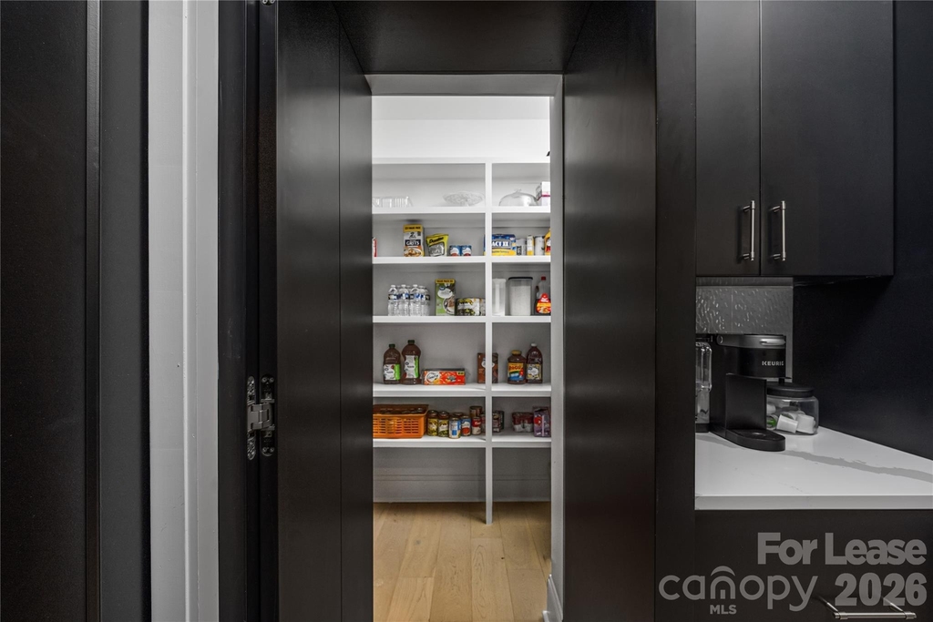 10119 Laurier Lane - Photo 15