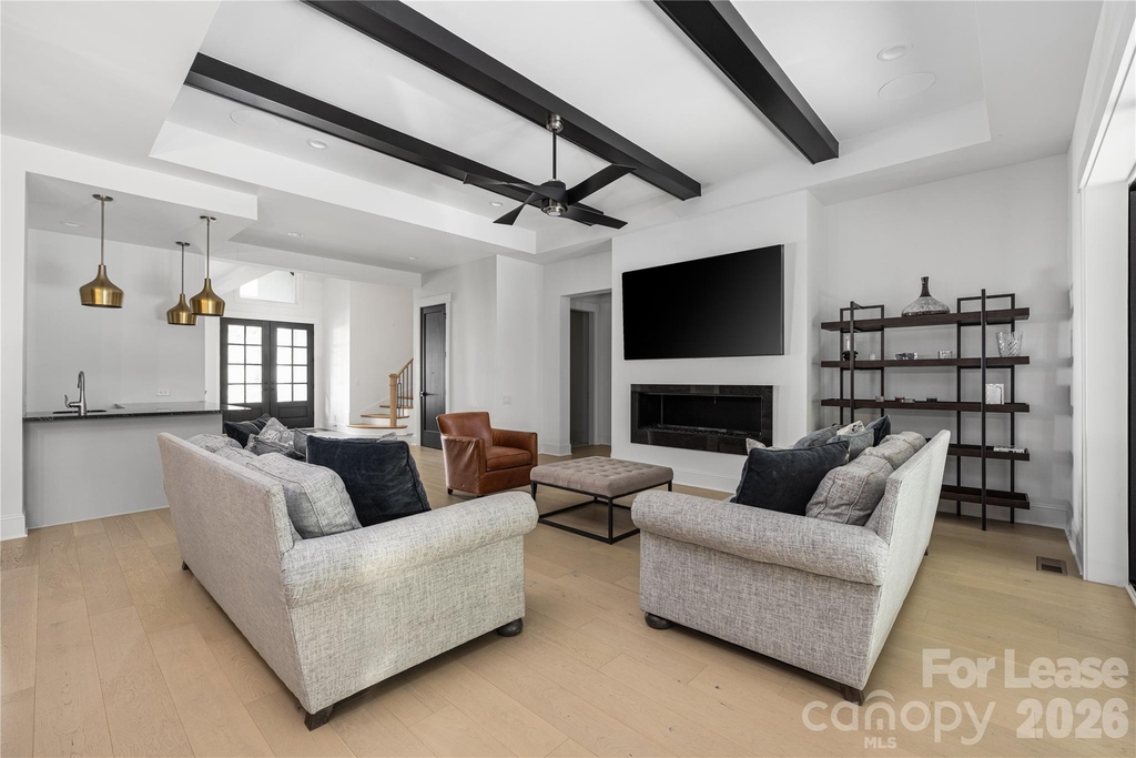 10119 Laurier Lane - Photo 8