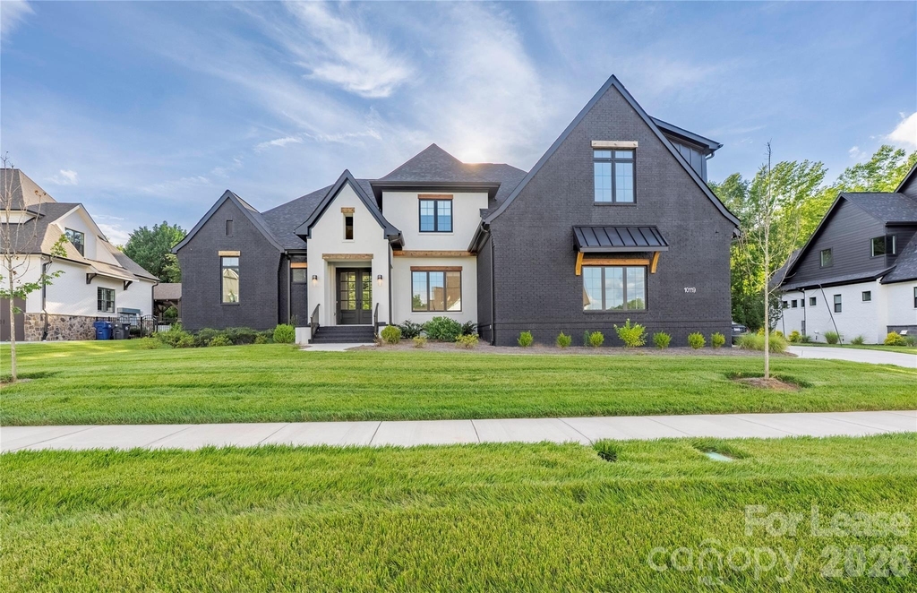 10119 Laurier Lane - Photo 0