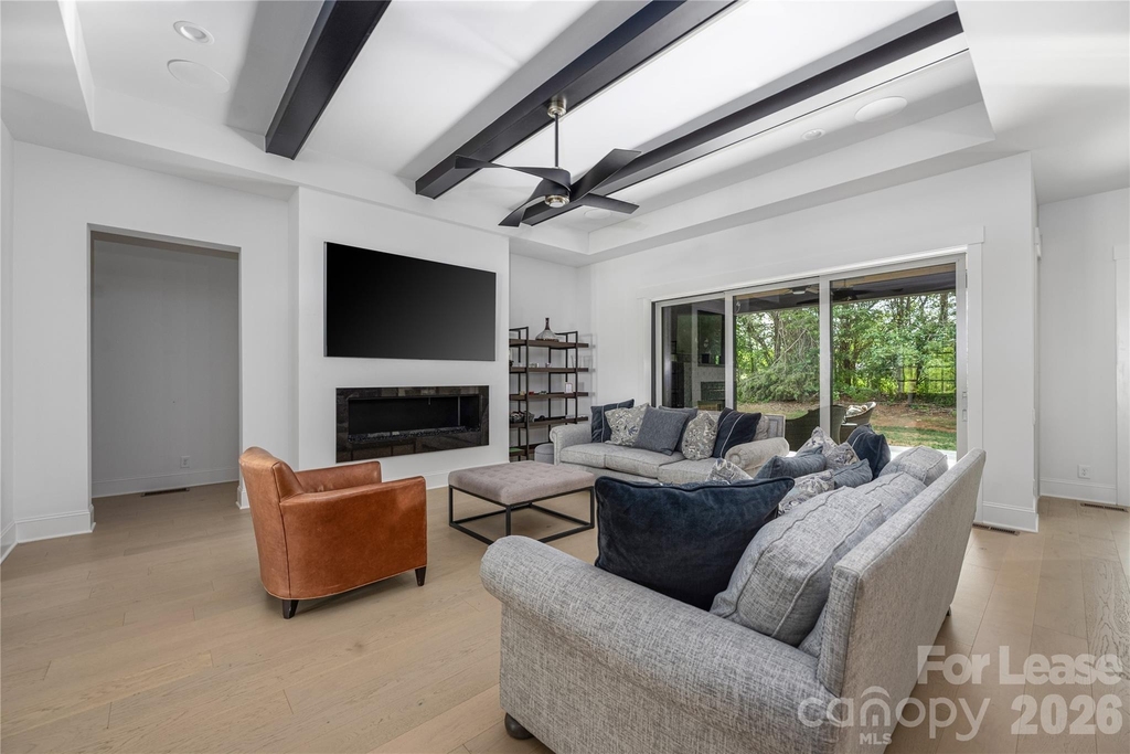 10119 Laurier Lane - Photo 9