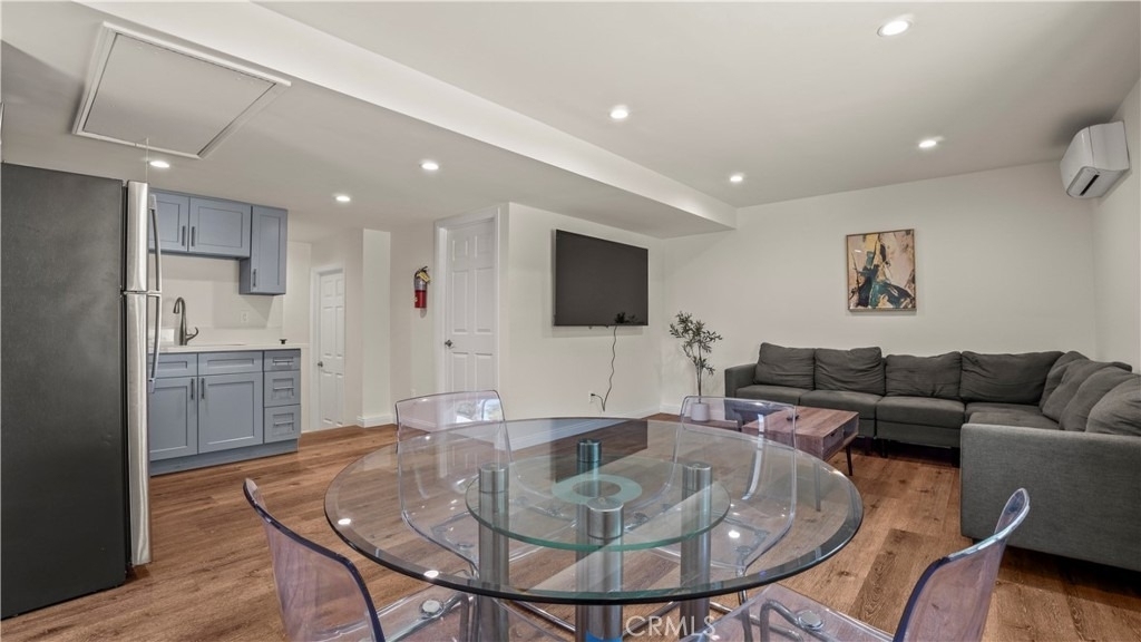 4711 Tyrone - Photo 50