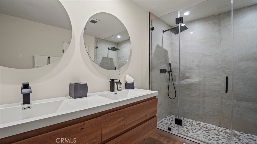 4711 Tyrone - Photo 47