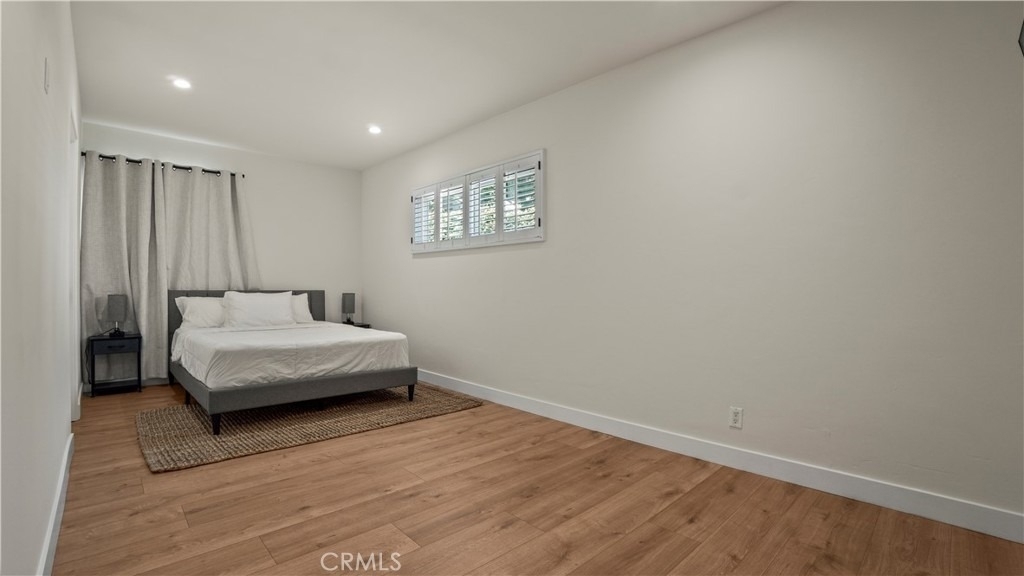 4711 Tyrone - Photo 39
