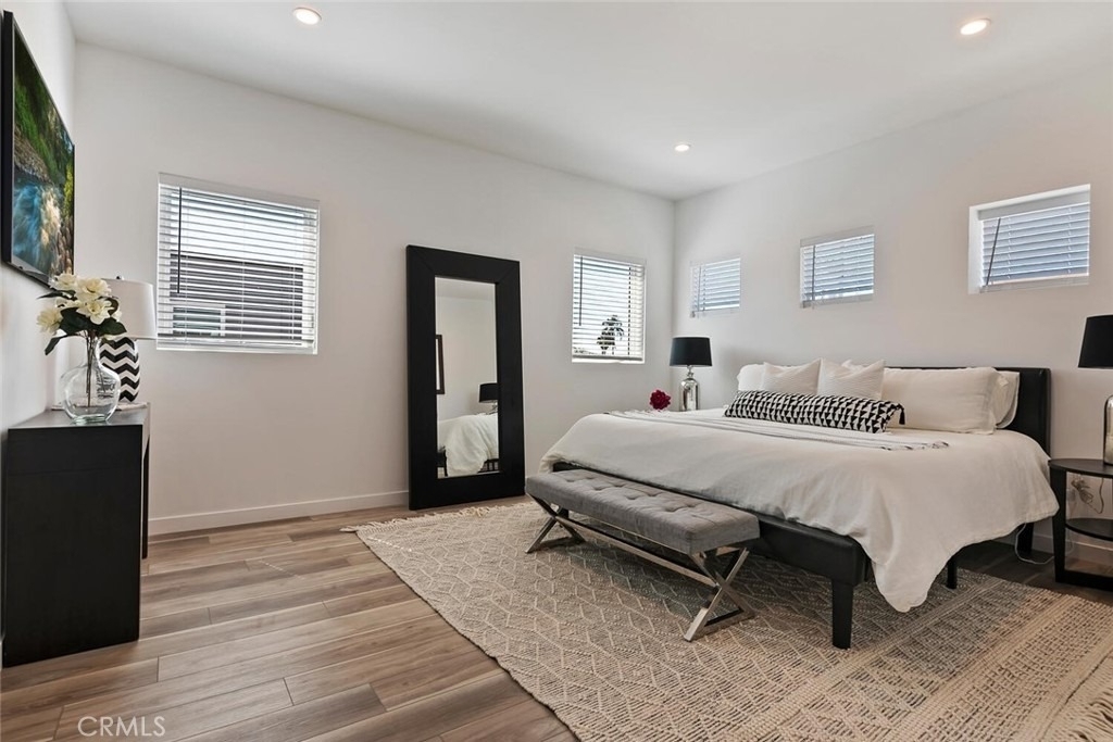 13538 Vanowen Street - Photo 15