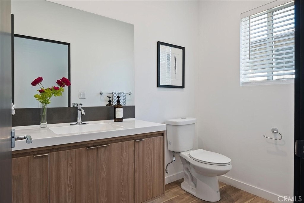 13538 Vanowen Street - Photo 27