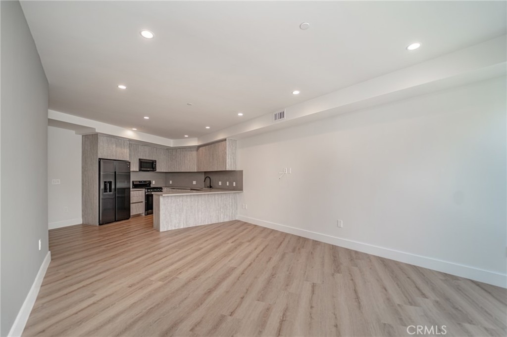 2828 London Street - Photo 7