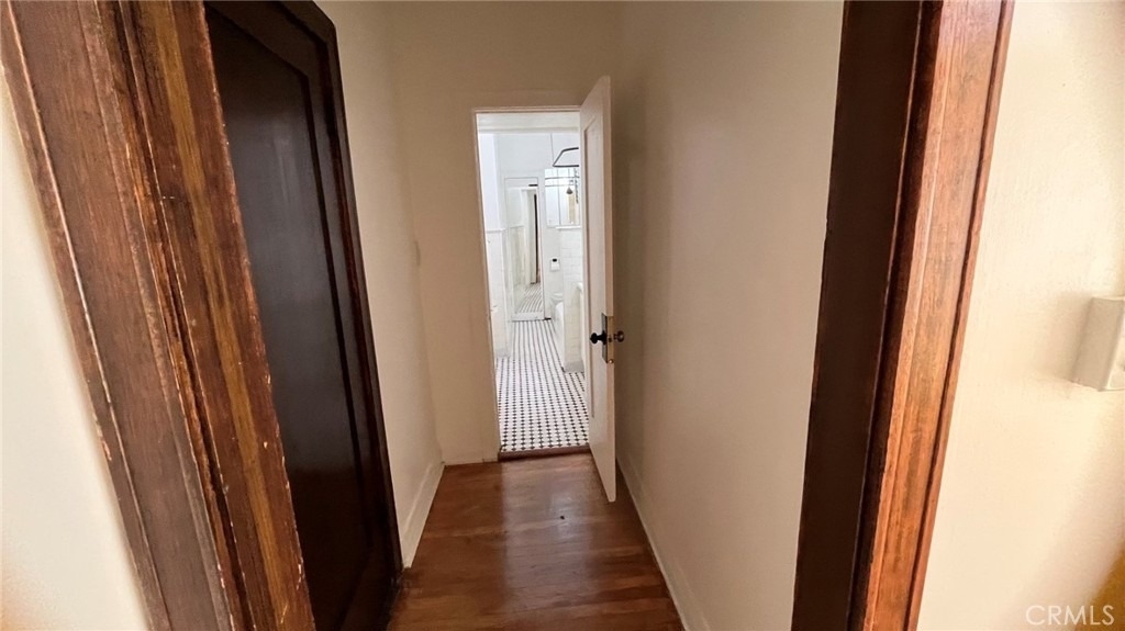 2121 James M Wood Boulevard W - Photo 6