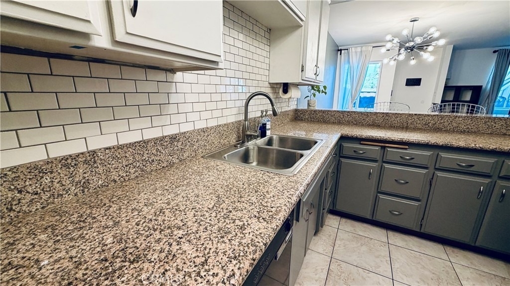 8435 Burnet - Photo 9