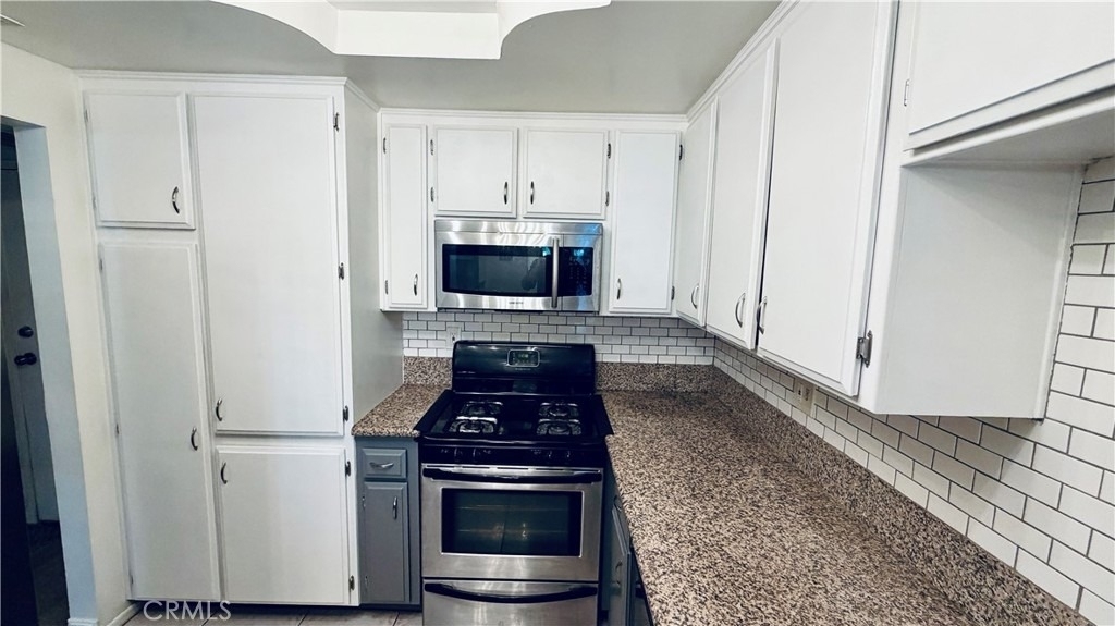 8435 Burnet - Photo 6