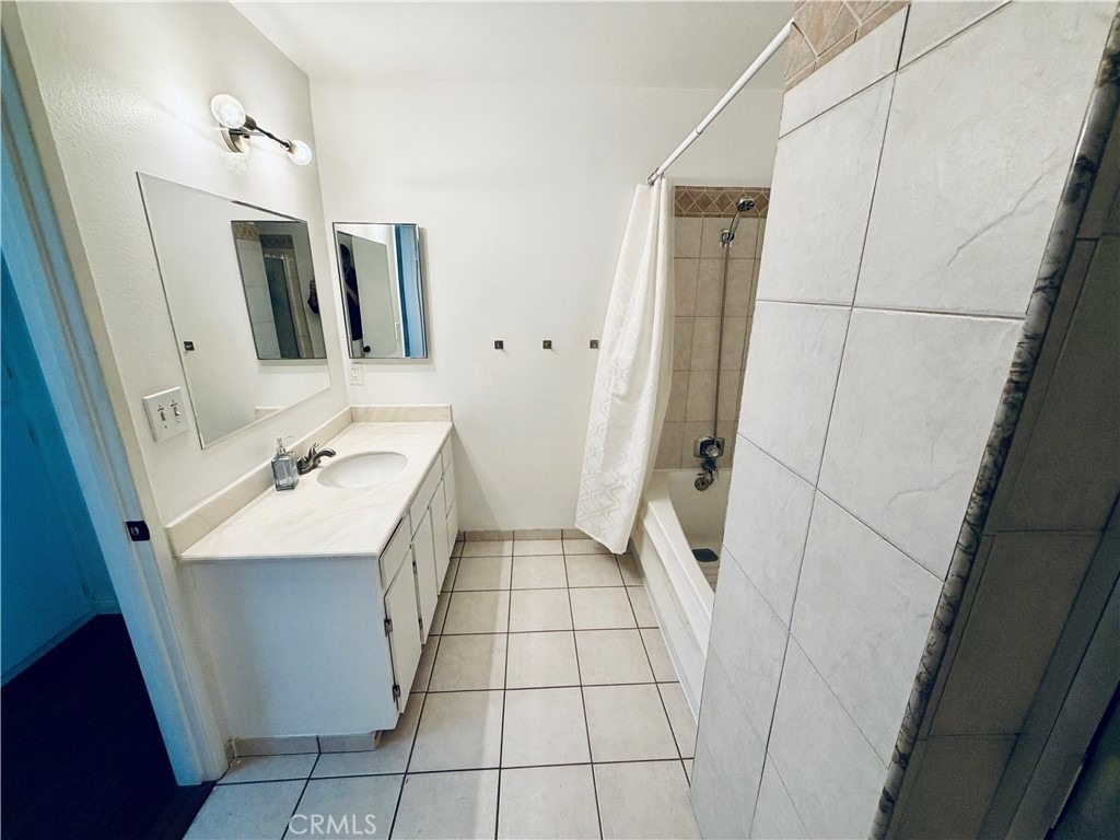 8435 Burnet - Photo 11