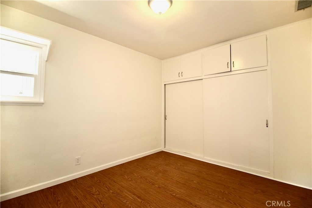 21470 Providencia Street - Photo 10