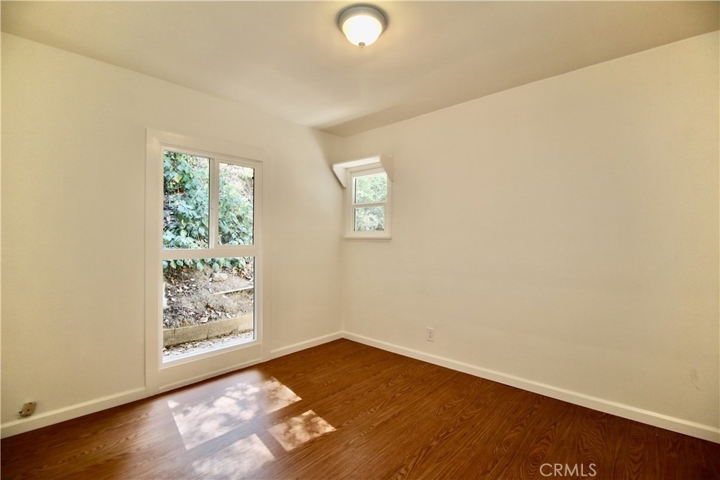 21470 Providencia Street - Photo 9