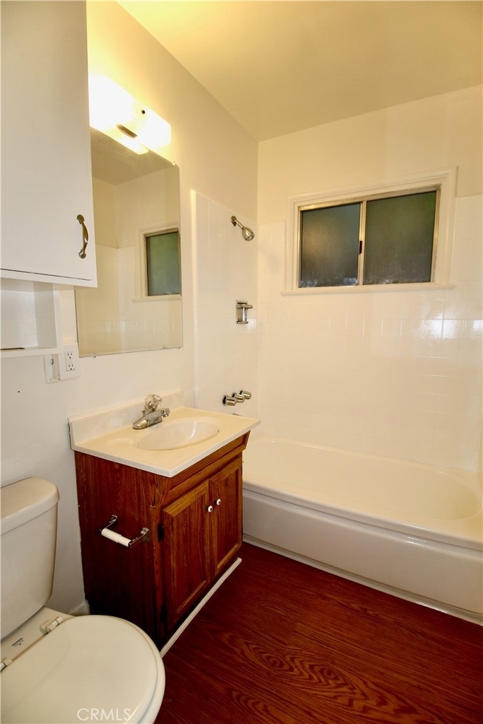 21470 Providencia Street - Photo 12