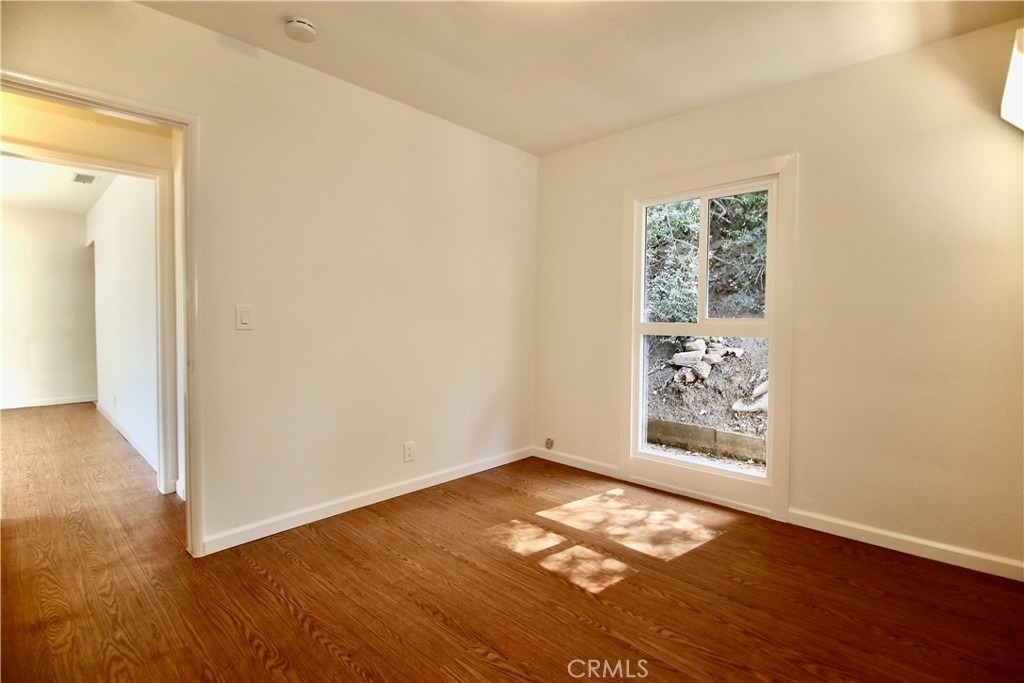 21470 Providencia Street - Photo 8