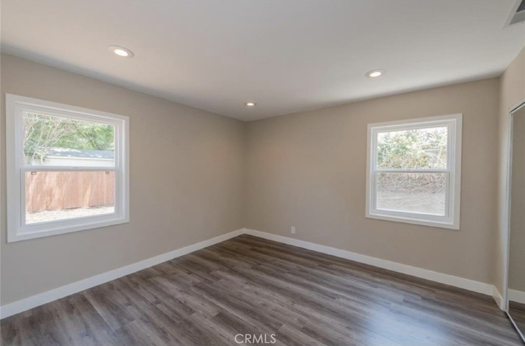 8956 Gladbeck Avenue - Photo 12
