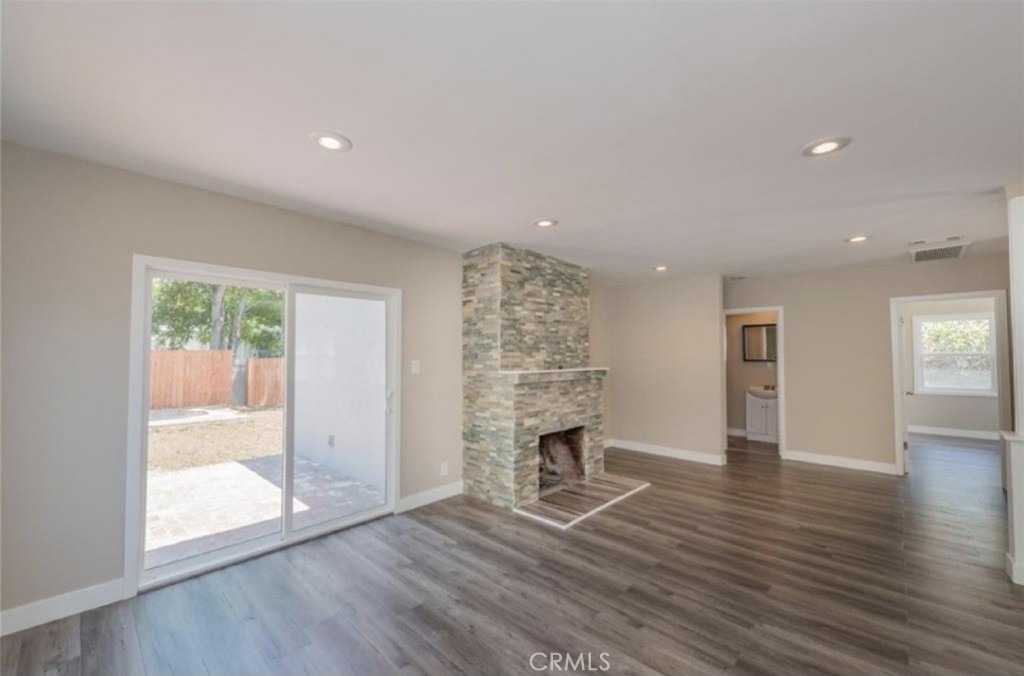8956 Gladbeck Avenue - Photo 7