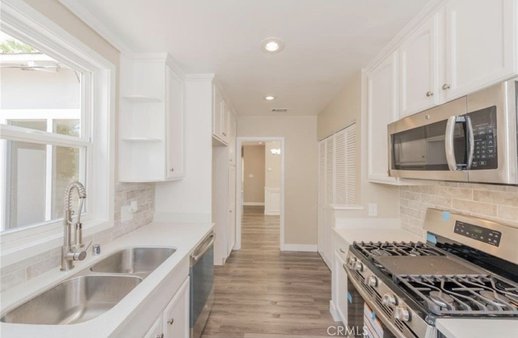 8956 Gladbeck Avenue - Photo 23