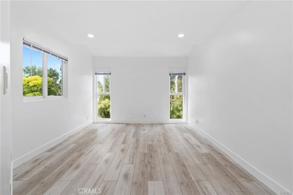 23401 Park Sorrento - Photo 9