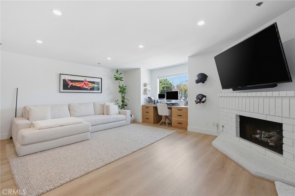 345 Avocado Street - Photo 0