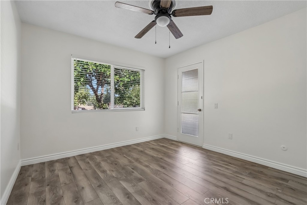 1184 Lyndhurst - Photo 9