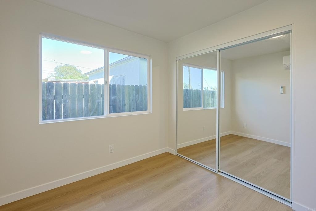 5740 Midwick St - Photo 11