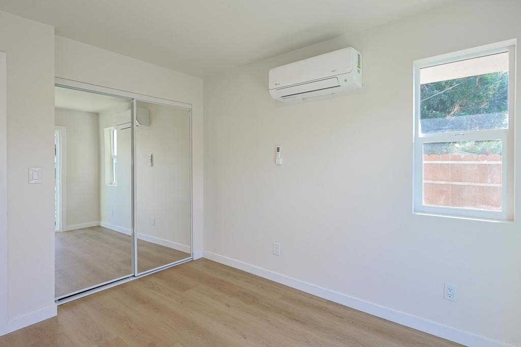 5740 Midwick St - Photo 12