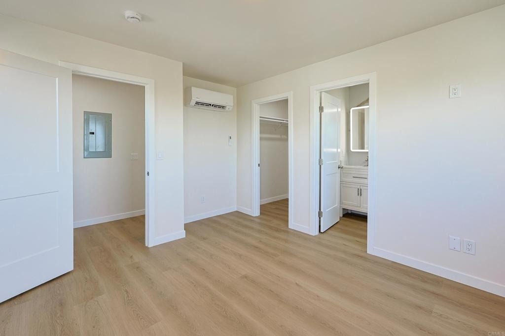 5740 Midwick St - Photo 4