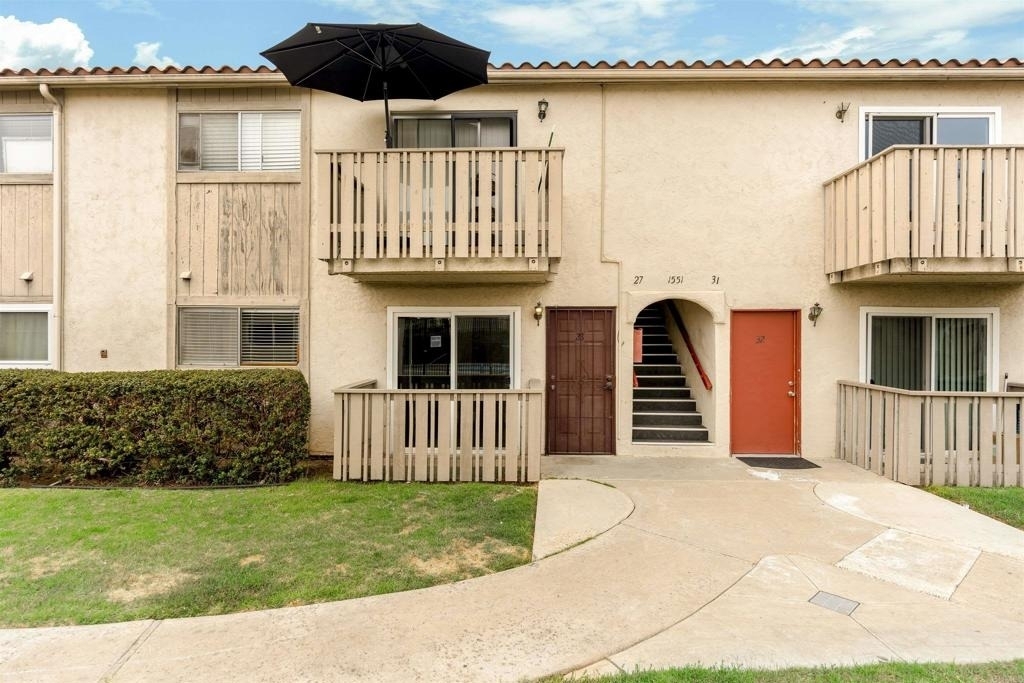 1551 Broadway - Photo 15