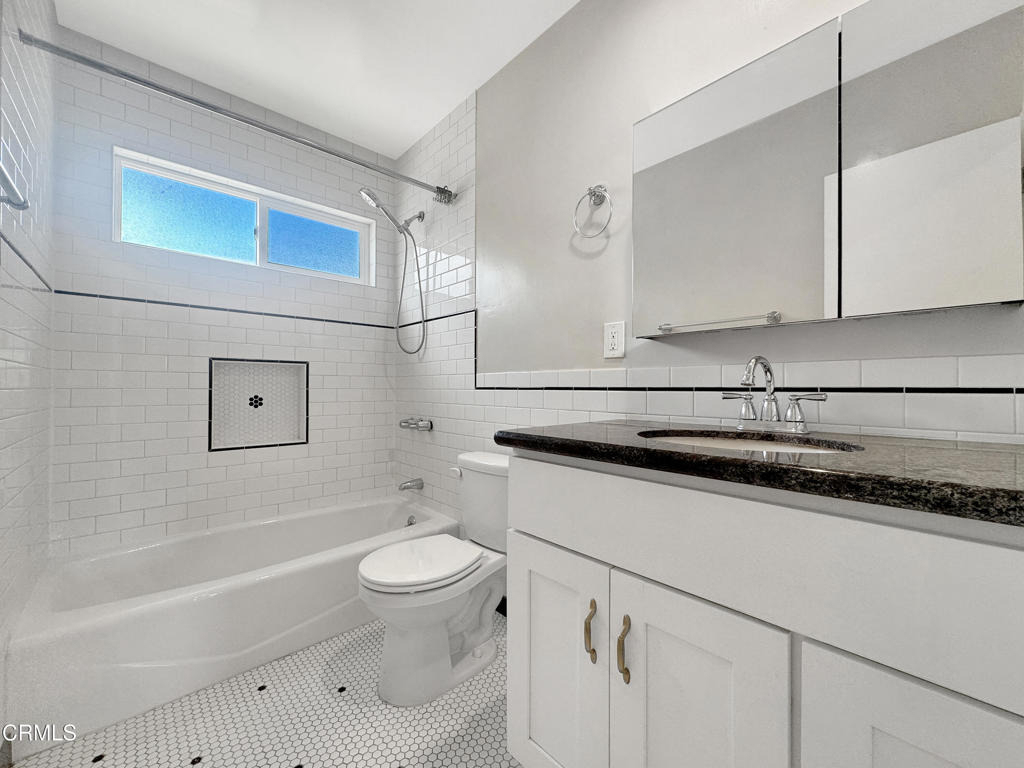 580 N Los Robles Avenue - Photo 10