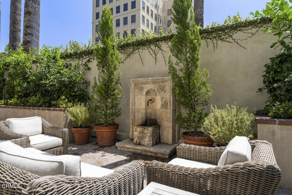 88 N Oakland Avenue - Photo 47